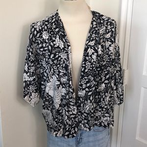 H&M Black & White Floral Open Front Cape